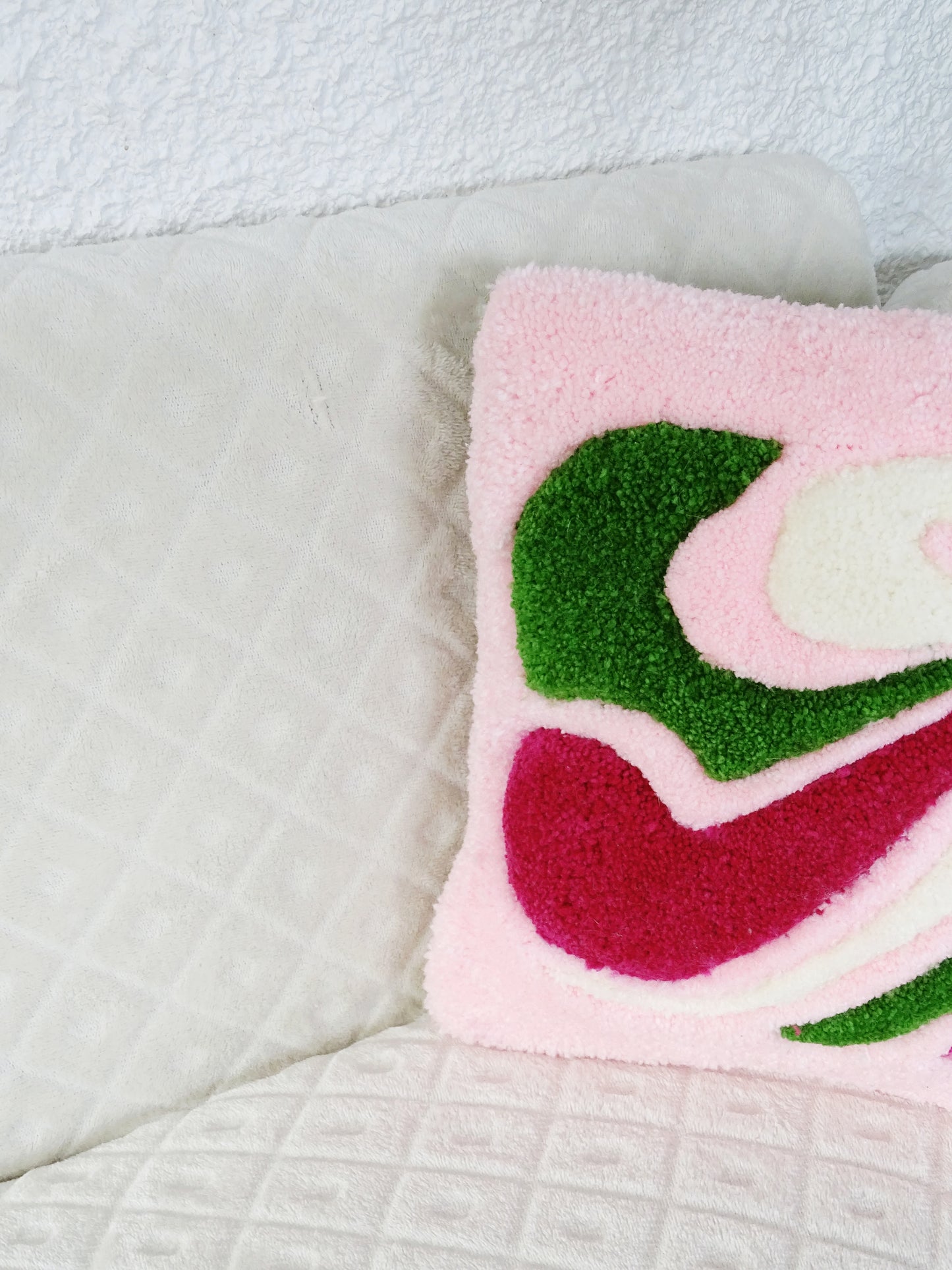 COUSSIN ROSE & VERT
