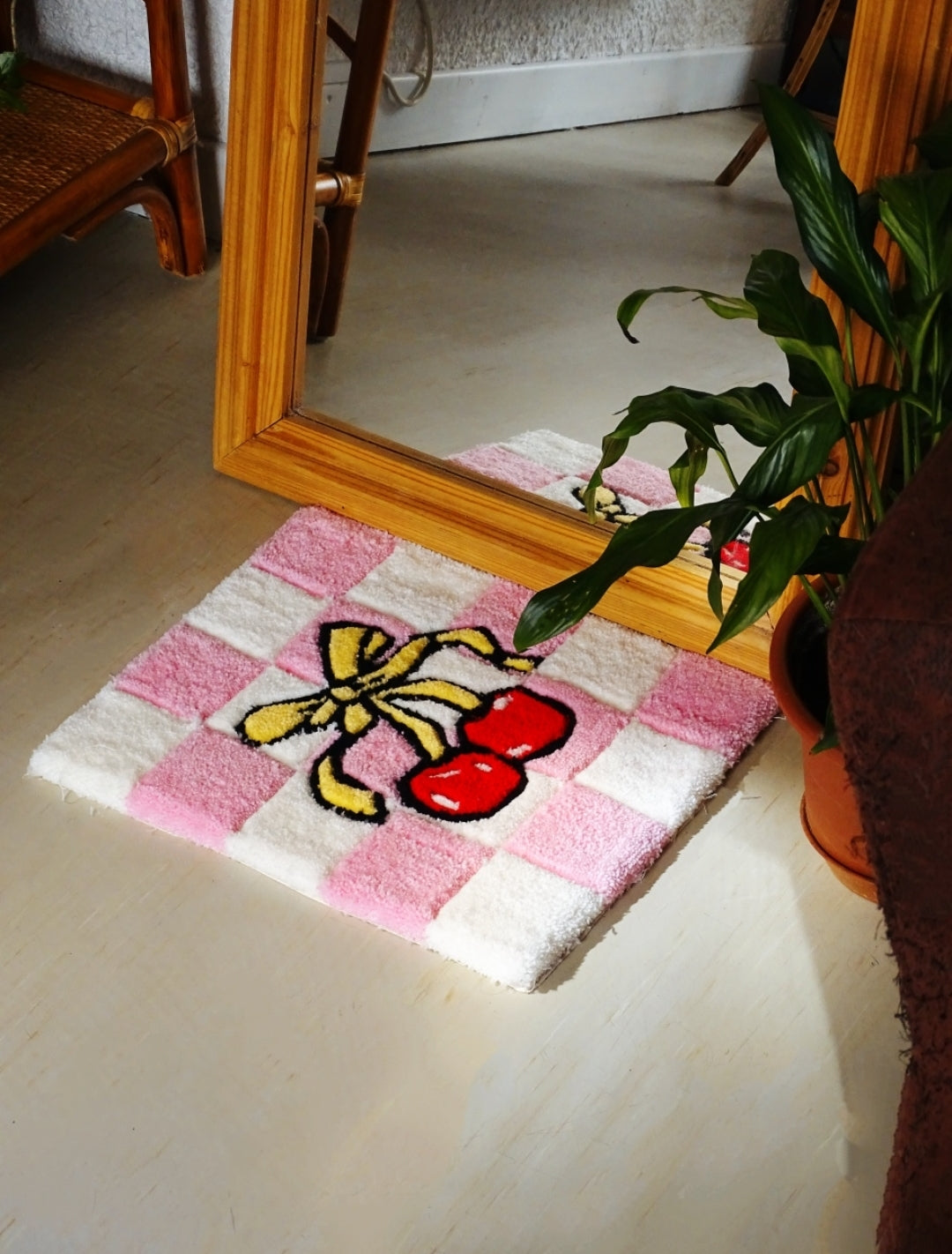 TAPIS/ SUSPENSION MURALE CERISE