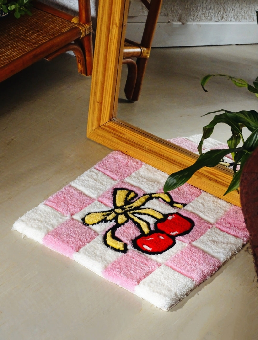 TAPIS/ SUSPENSION MURALE CERISE
