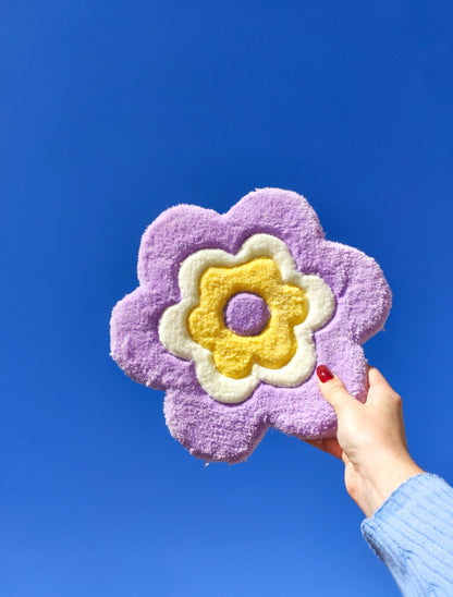 PETIT TAPIS/SUSPENSIONS MURALES FLEURS