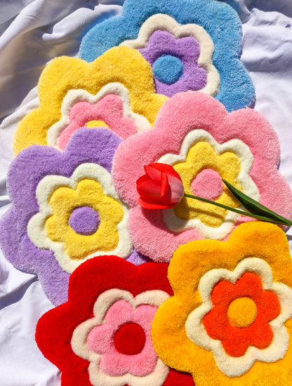 PETIT TAPIS/SUSPENSIONS MURALES FLEURS