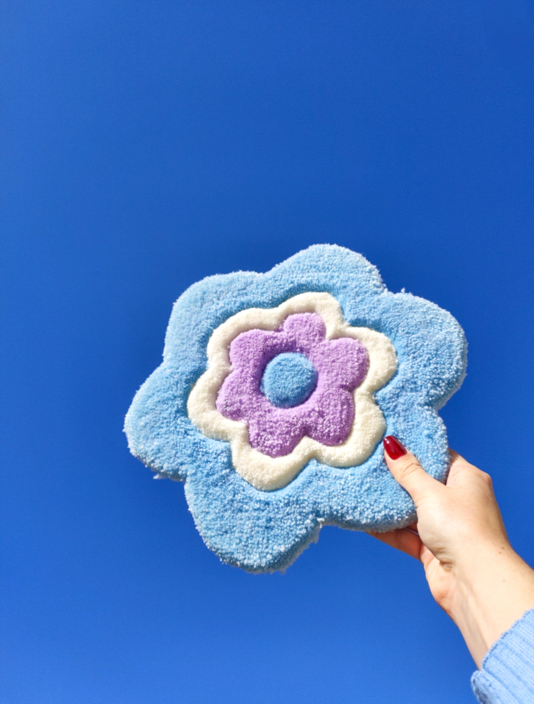 PETIT TAPIS/SUSPENSIONS MURALES FLEURS